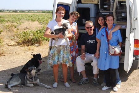 Pepi, Cari, Encarna mit Mitarbeitern Pepi, Cari, Encarna mit Mitarbeitern